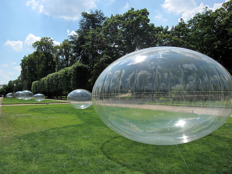インスタレーション、酸素分子、160m、ルーアン植物公園、2010年6月下旬、photo:S.H.